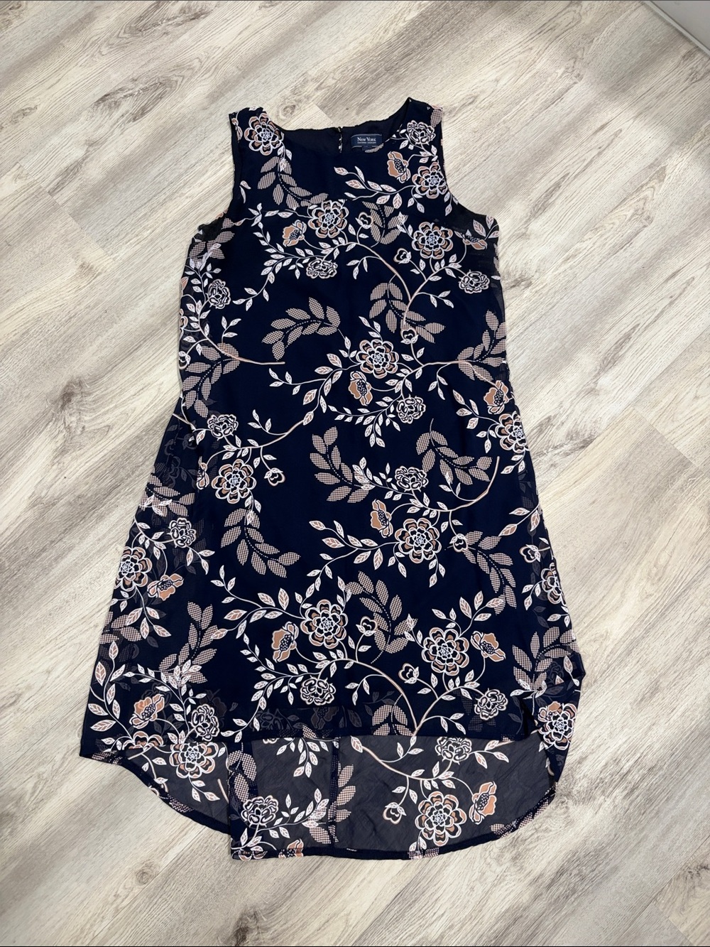 New York & Company Navy Floral High-Low women’s Dress